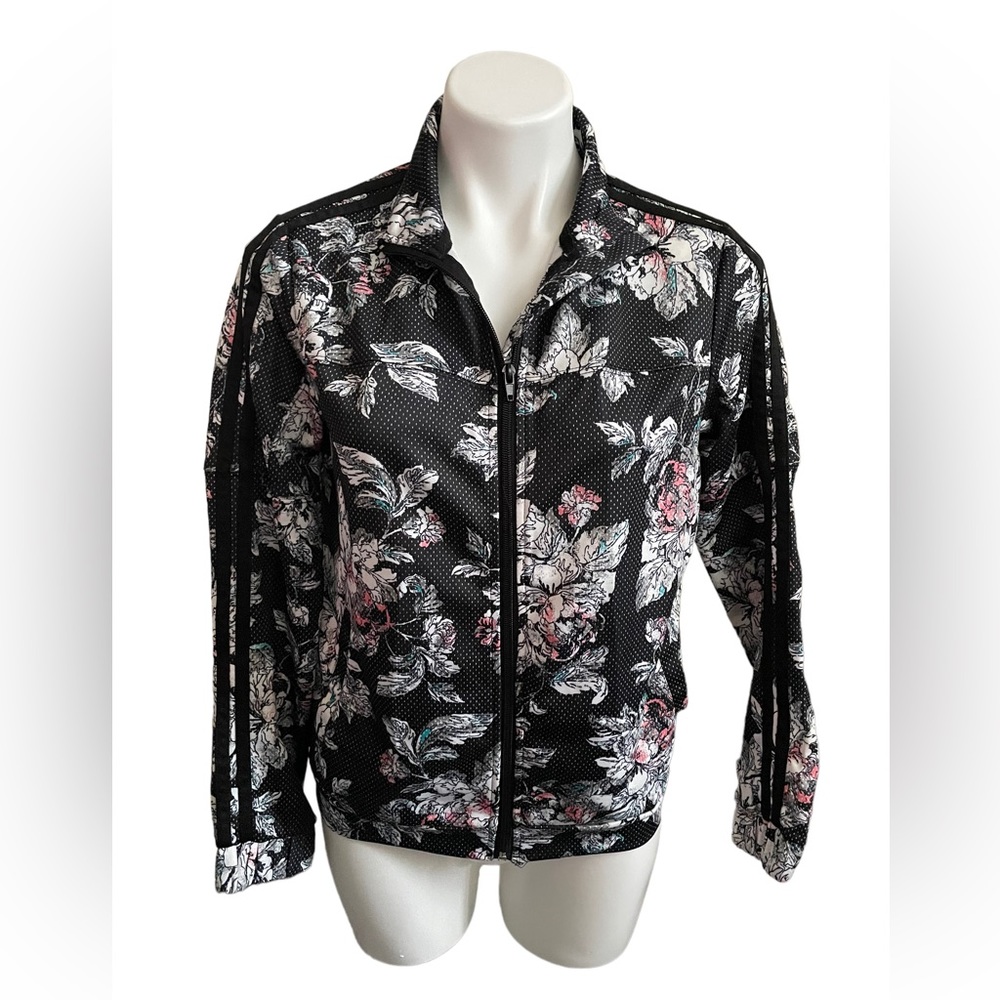 Jrs jacket size medium charmed hearts